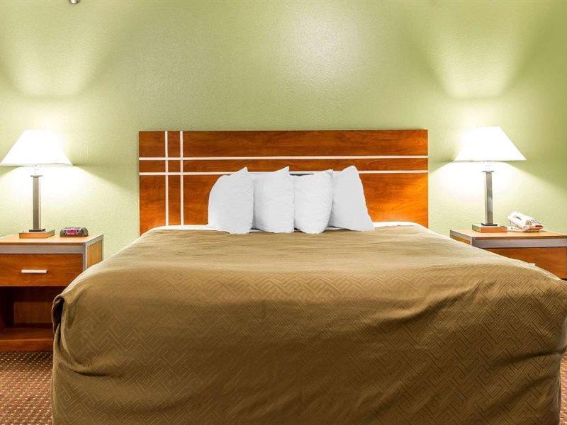 Econo Lodge & Suites Pekin Zewnętrze zdjęcie