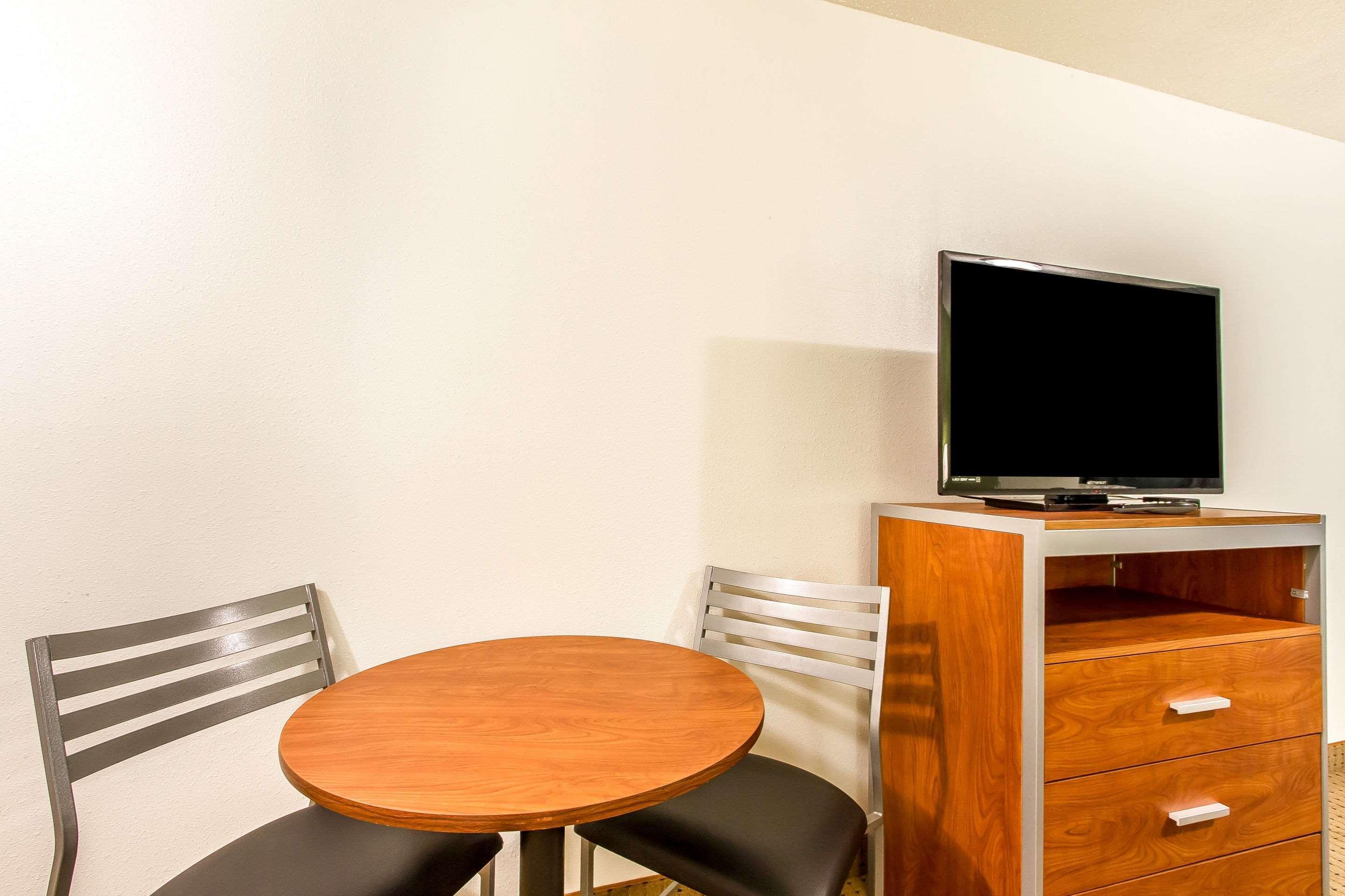 Econo Lodge & Suites Pekin Zewnętrze zdjęcie