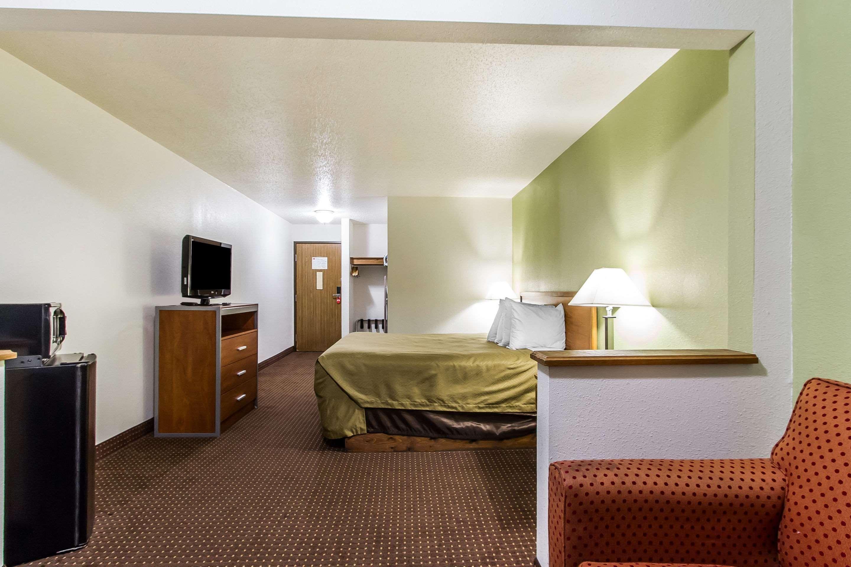 Econo Lodge & Suites Pekin Zewnętrze zdjęcie