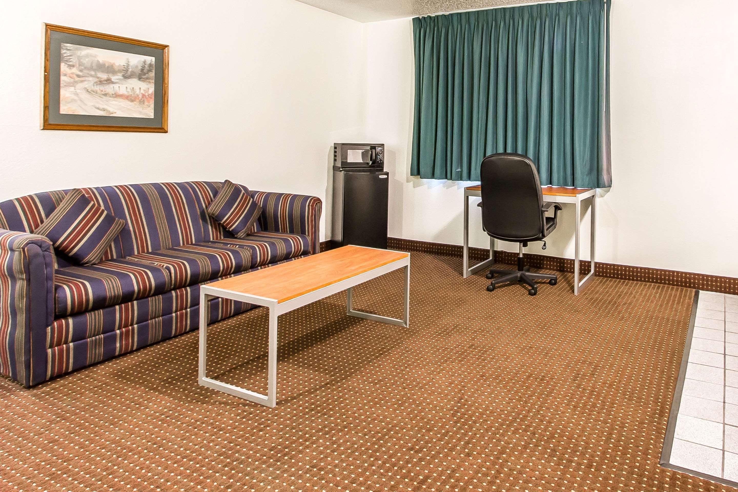 Econo Lodge & Suites Pekin Zewnętrze zdjęcie