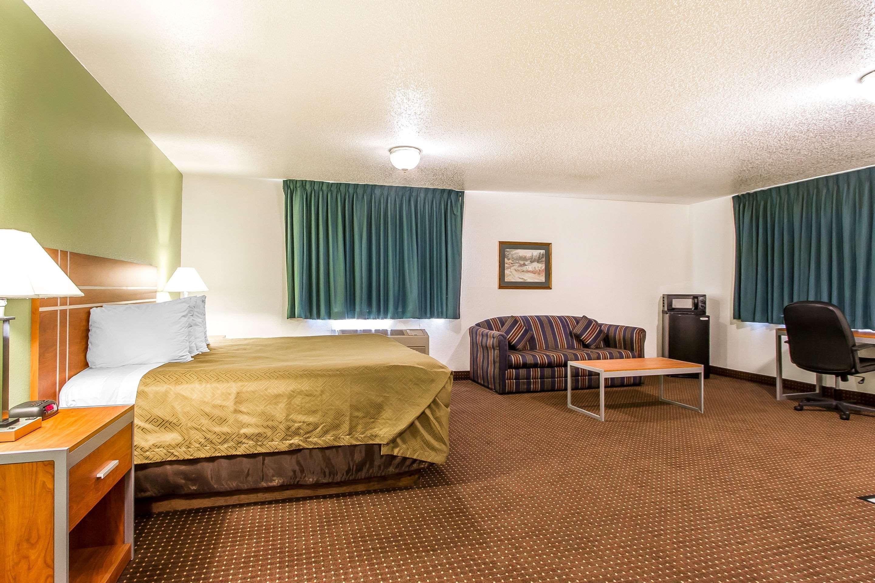 Econo Lodge & Suites Pekin Zewnętrze zdjęcie